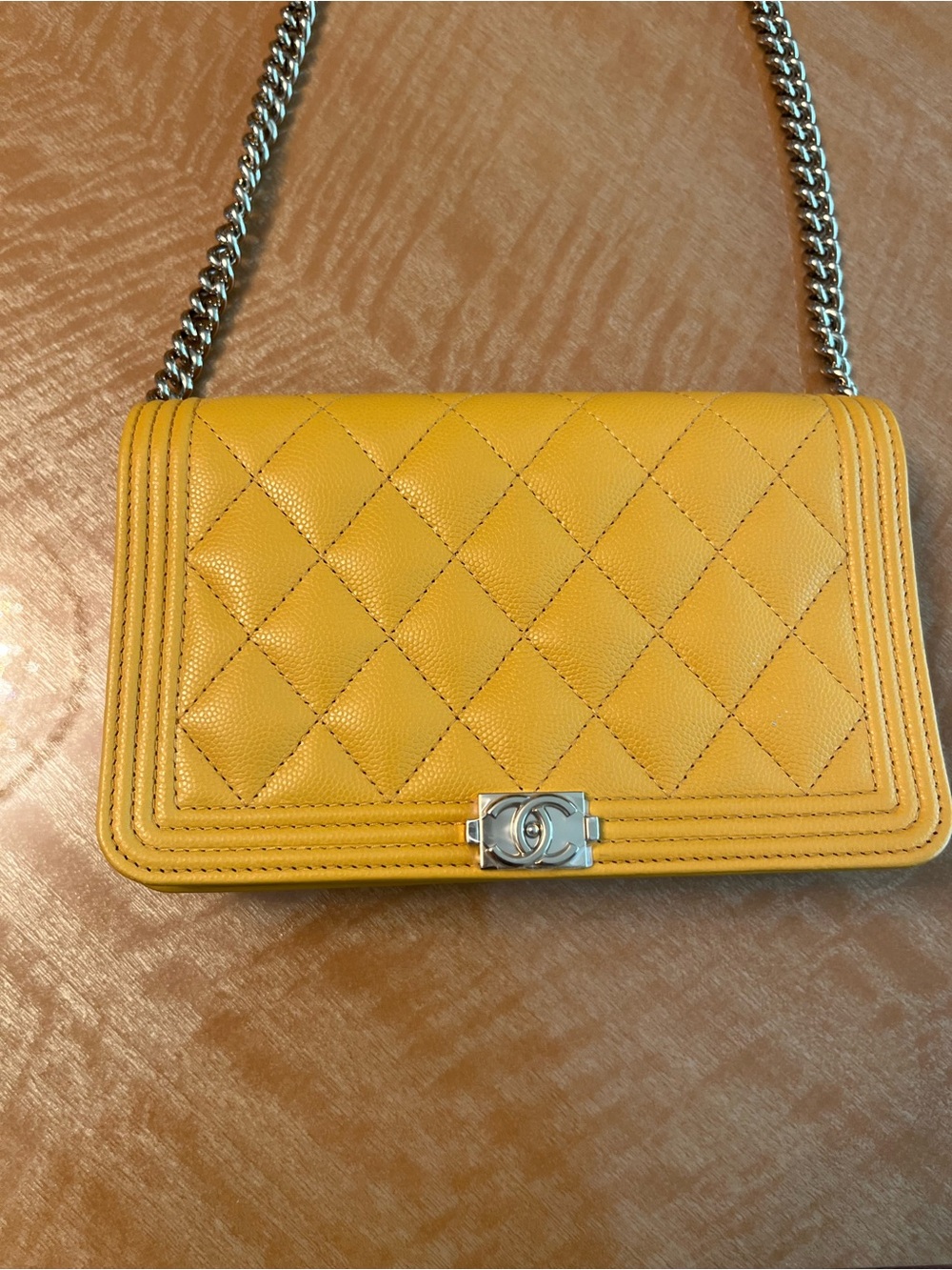 CHANEL boy wallet on chain - brand new